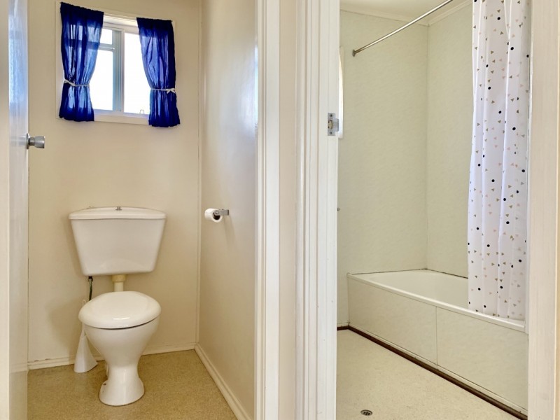 11 Bellarine Ct, Dysart QLD 4745