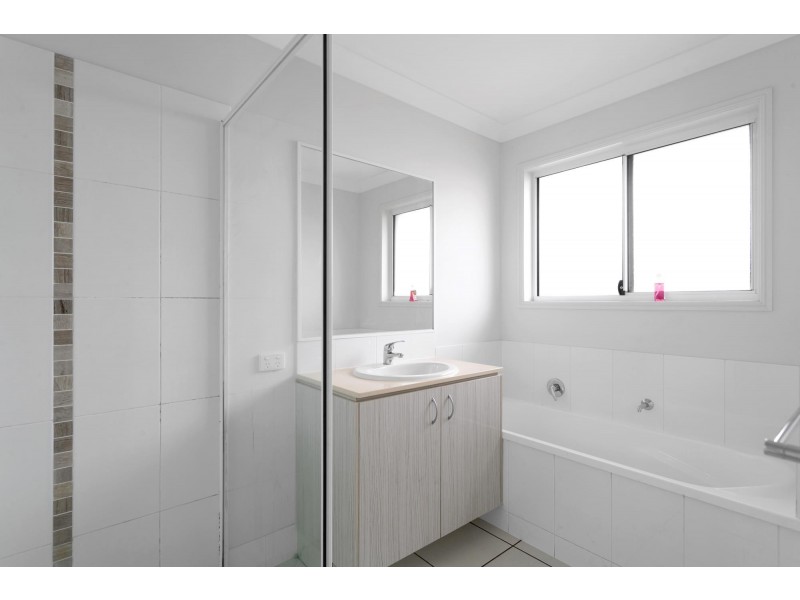 175 Whitehaven Drive, Blacks Beach QLD 4740