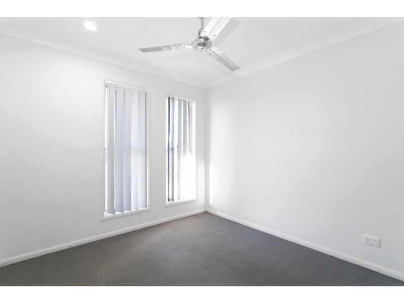 175 Whitehaven Drive, Blacks Beach QLD 4740