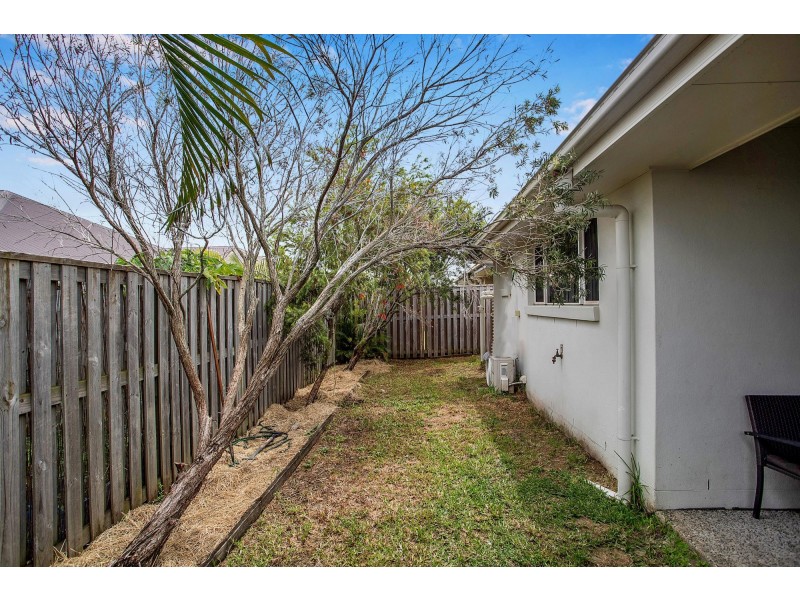 175 Whitehaven Drive, Blacks Beach QLD 4740