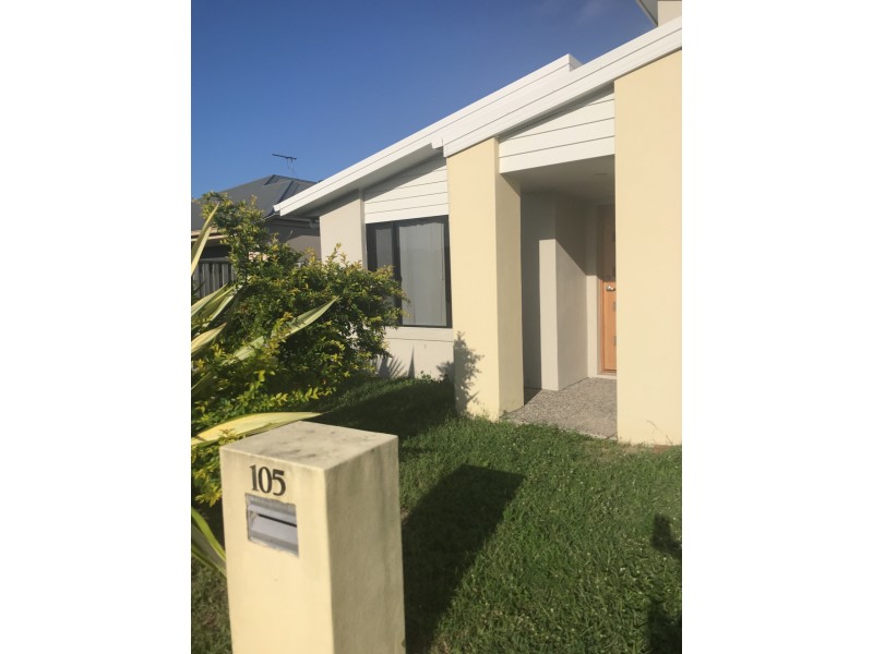 105 Scarborough Cct, Blacks Beach QLD 4740