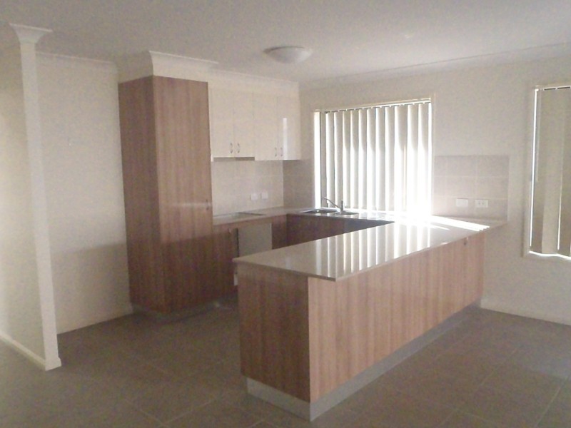 105 Scarborough Cct, Blacks Beach QLD 4740