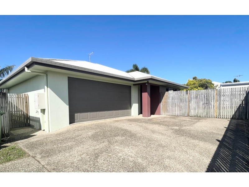 3A Helvellyn Street, Eimeo QLD 4740