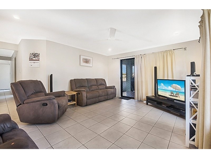 3A Helvellyn Street, Eimeo QLD 4740