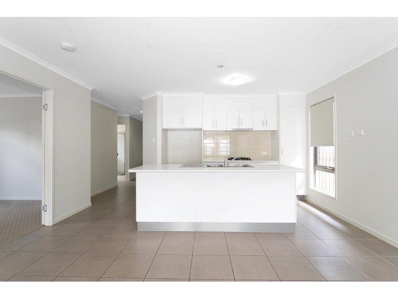 5 Sunbird Lane, Andergrove QLD 4740