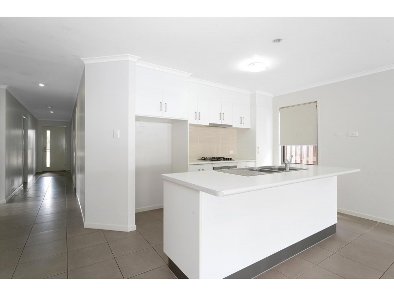 5 Sunbird Lane, Andergrove QLD 4740