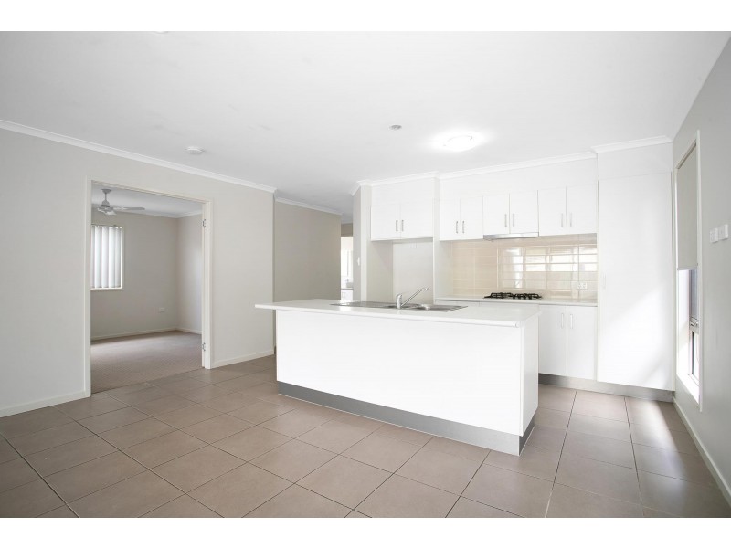 5 Sunbird Lane, Andergrove QLD 4740