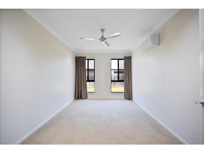 25 Phoenix Crescent, Rural View QLD 4740