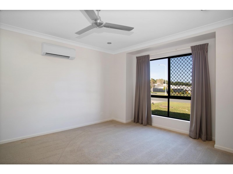 25 Phoenix Crescent, Rural View QLD 4740