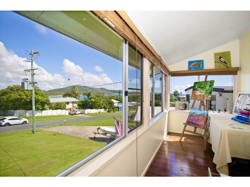 31 Cooper Avenue, Campwin Beach QLD 4737