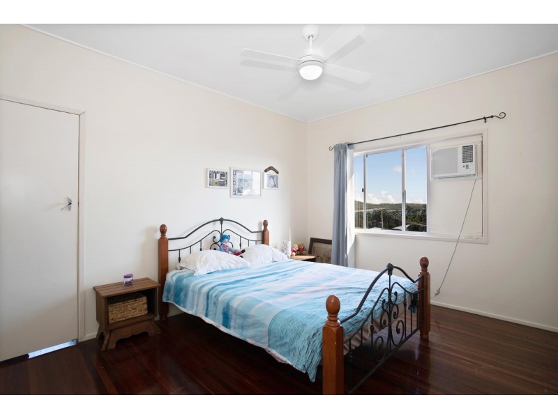 31 Cooper Avenue, Campwin Beach QLD 4737
