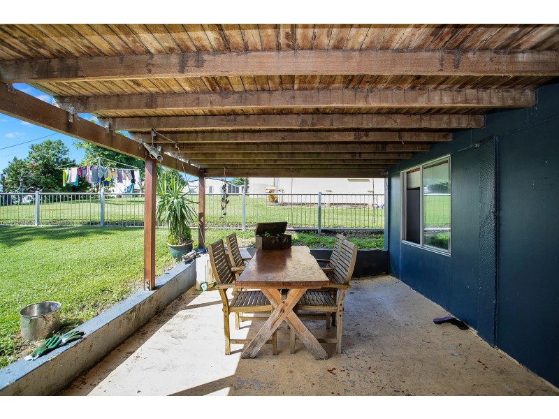 31 Cooper Avenue, Campwin Beach QLD 4737