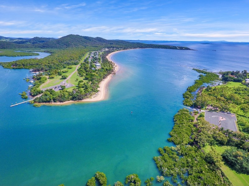 31 Cooper Avenue, Campwin Beach QLD 4737