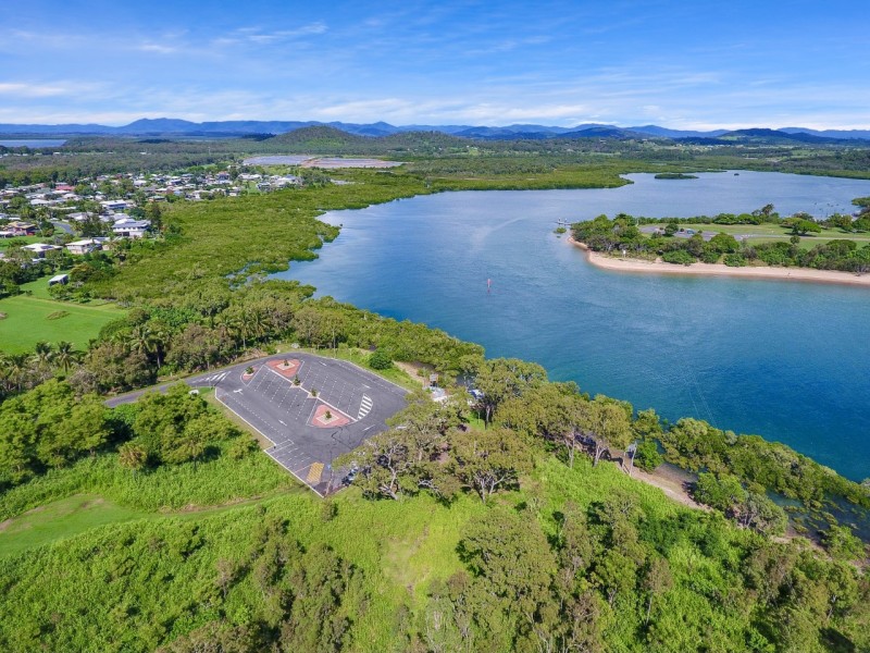 31 Cooper Avenue, Campwin Beach QLD 4737