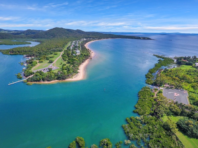 31 Cooper Avenue, Campwin Beach QLD 4737