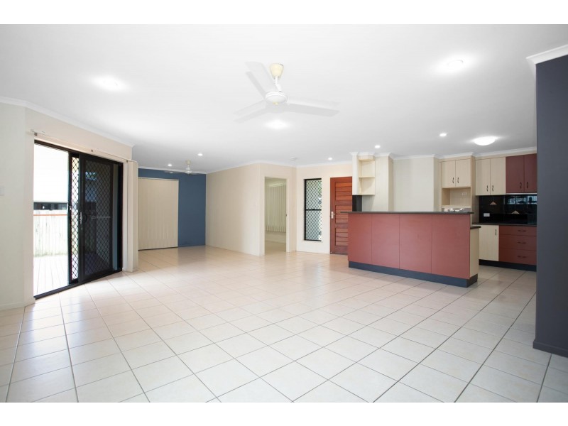 4 Tribute Court, Glenella QLD 4740