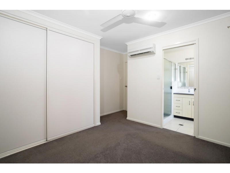 4 Tribute Court, Glenella QLD 4740