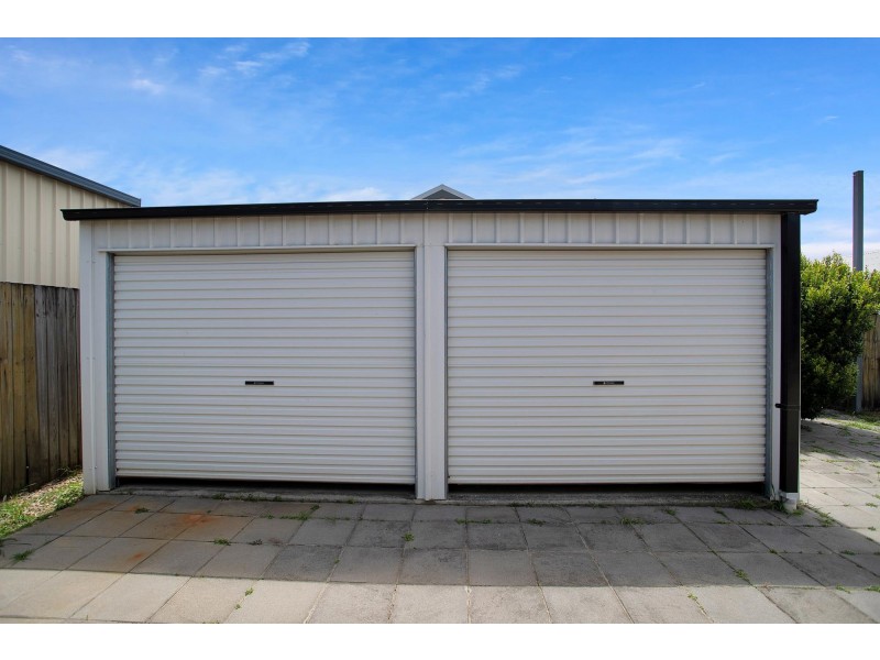 4 Tribute Court, Glenella QLD 4740