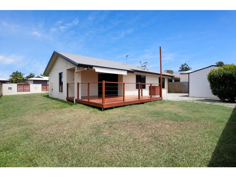 4 Tribute Court, Glenella QLD 4740