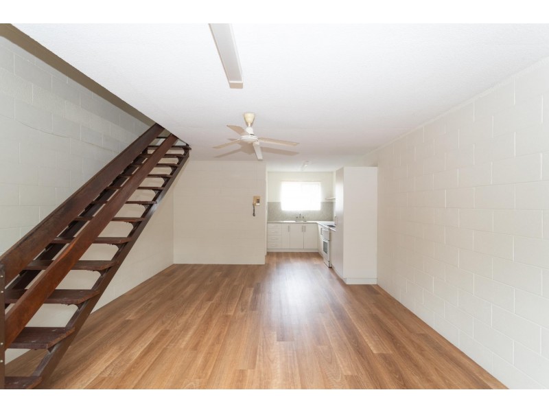 3/8 Hague Street, East Mackay QLD 4740