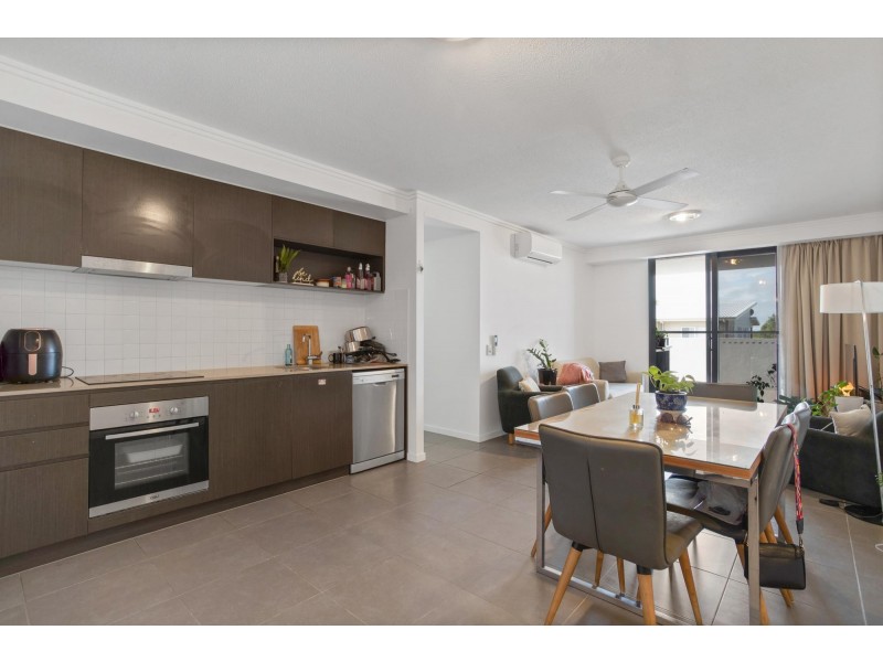 2/3 Kirribilli Avenue, East Mackay QLD 4740