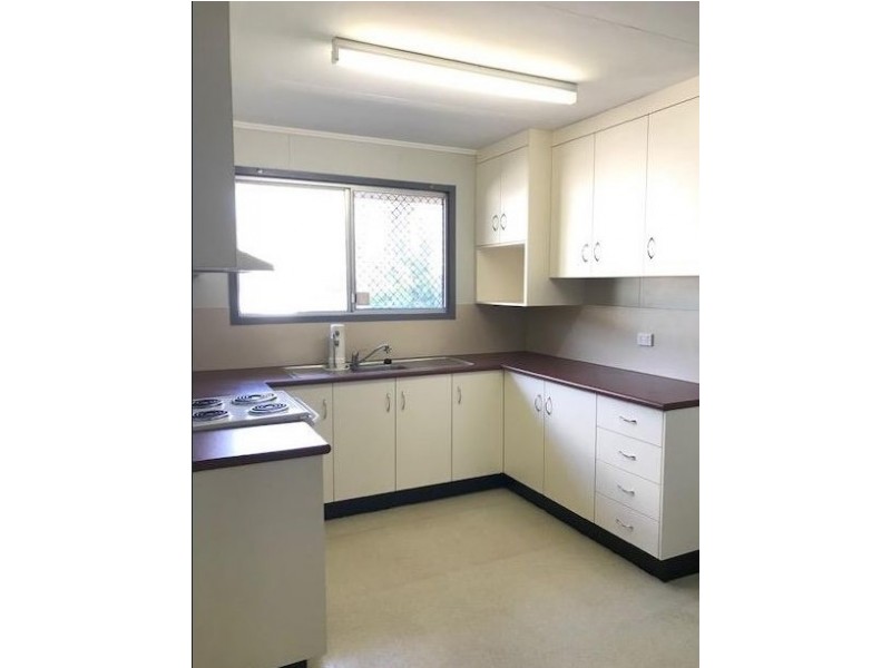 22 Burke Drive, Moranbah QLD 4744