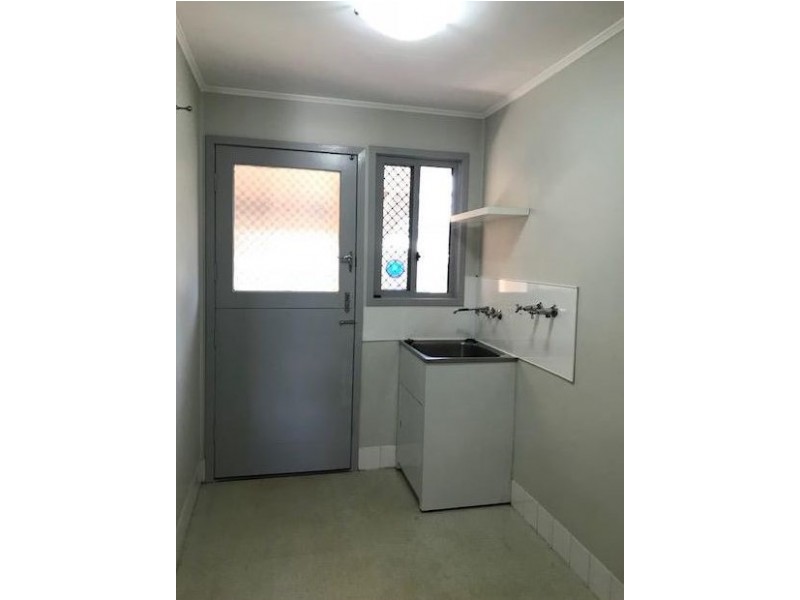 22 Burke Drive, Moranbah QLD 4744