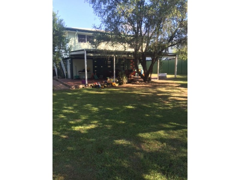 19 Brock Crescent, Dysart QLD 4745