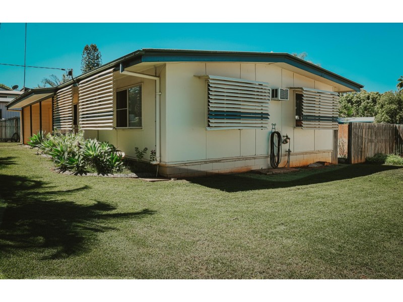 2 Renier Crescent, Moranbah QLD 4744