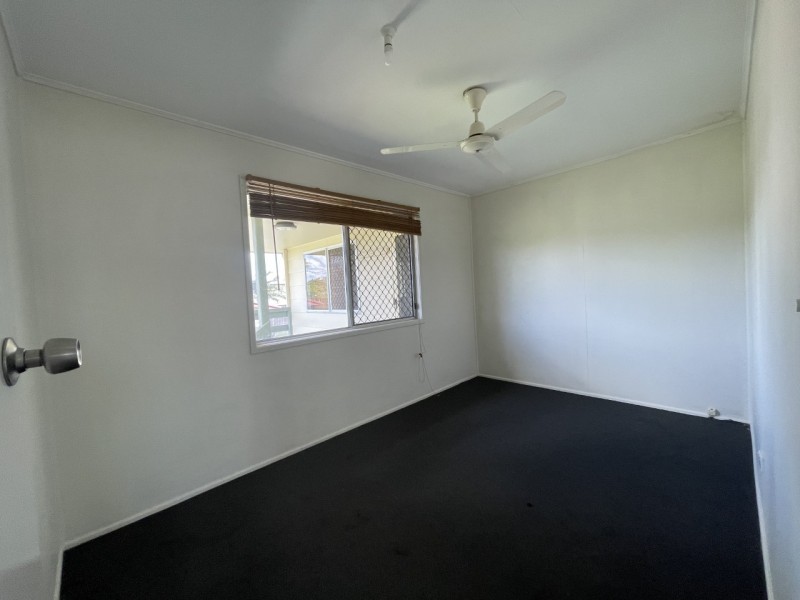 12 Gordon Terrace, Moranbah QLD 4744