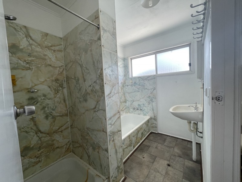 12 Gordon Terrace, Moranbah QLD 4744