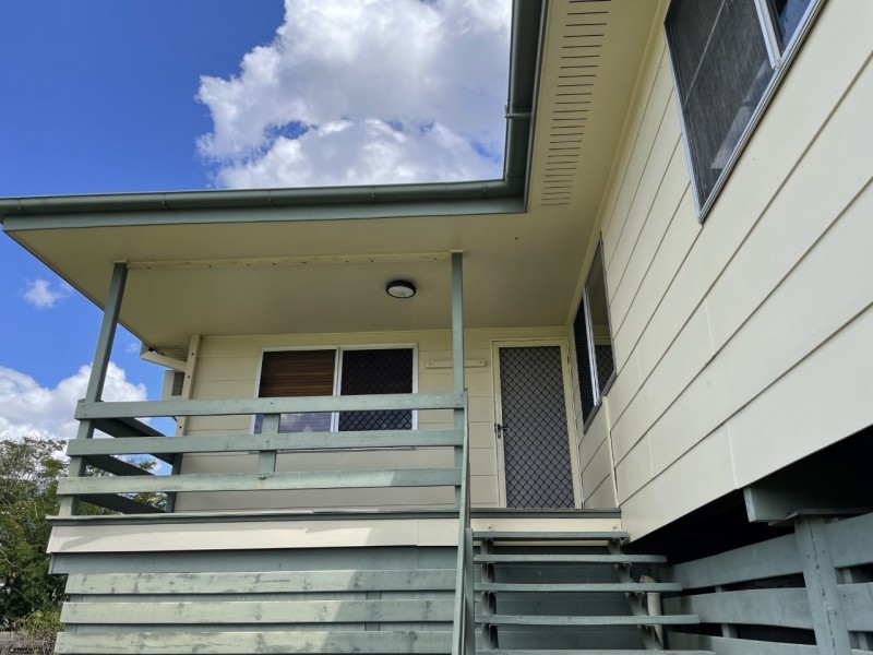 12 Gordon Terrace, Moranbah QLD 4744