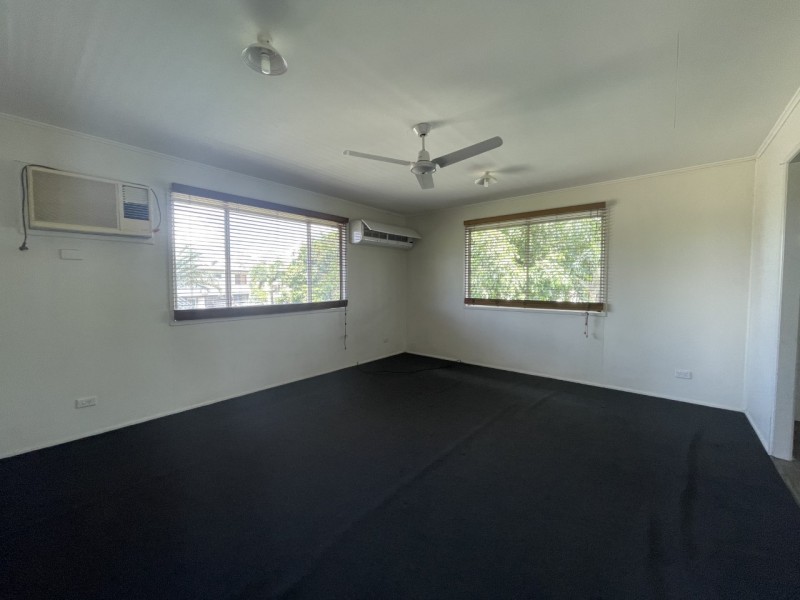 12 Gordon Terrace, Moranbah QLD 4744