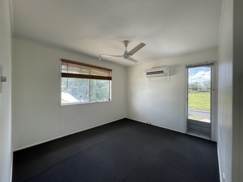 12 Gordon Terrace, Moranbah QLD 4744