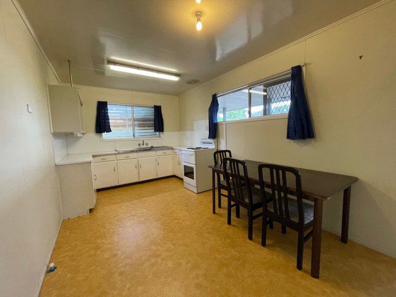 8 Macdonald Street, Dysart QLD 4745