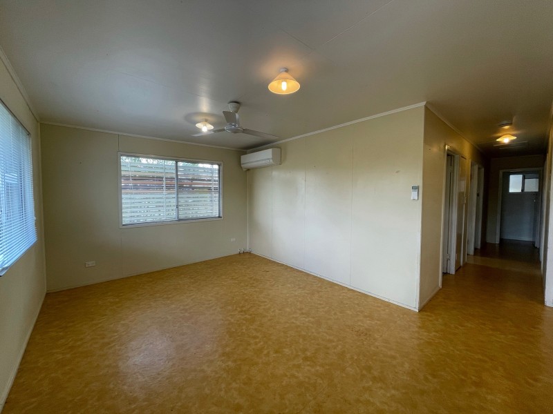 8 Macdonald Street, Dysart QLD 4745