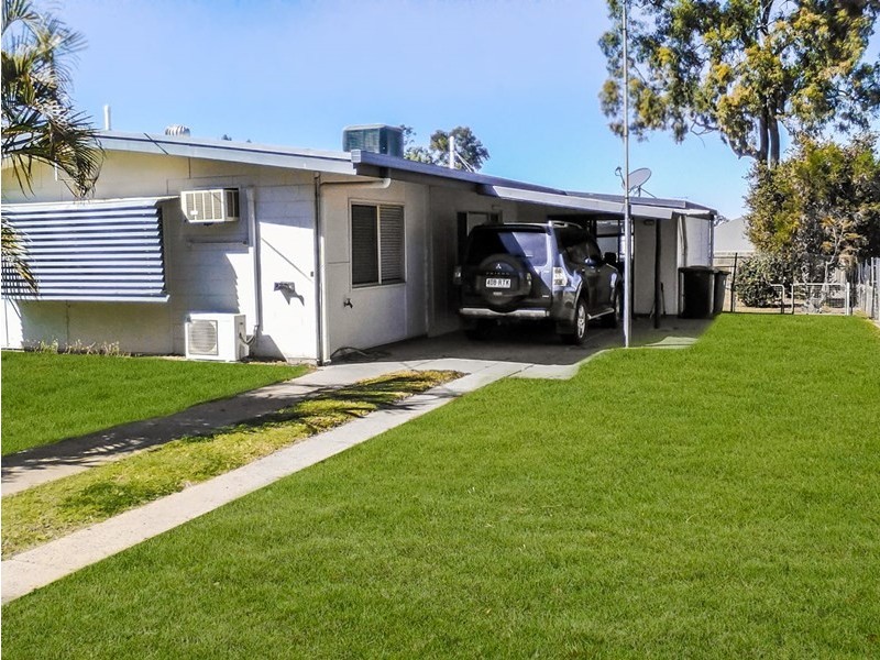 21 Archer Drive, Moranbah QLD 4744