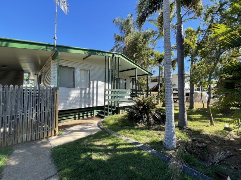 7 Mackay Street, Moranbah QLD 4744