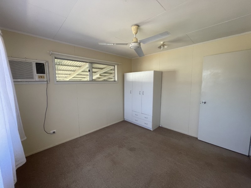 7 Mackay Street, Moranbah QLD 4744