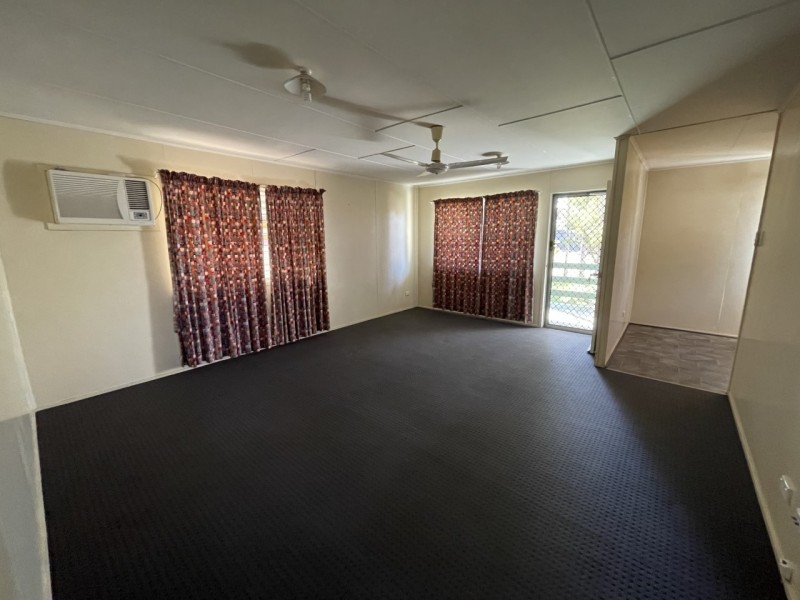 7 Mackay Street, Moranbah QLD 4744