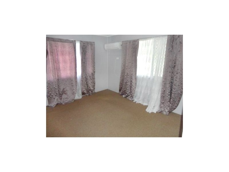 3 Lenton Street, Dysart QLD 4745