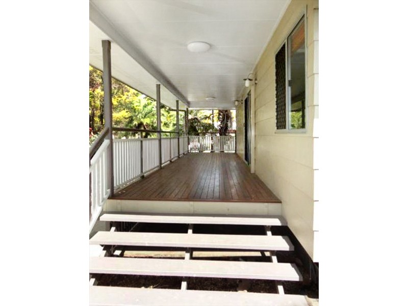 3 Lenton Street, Dysart QLD 4745