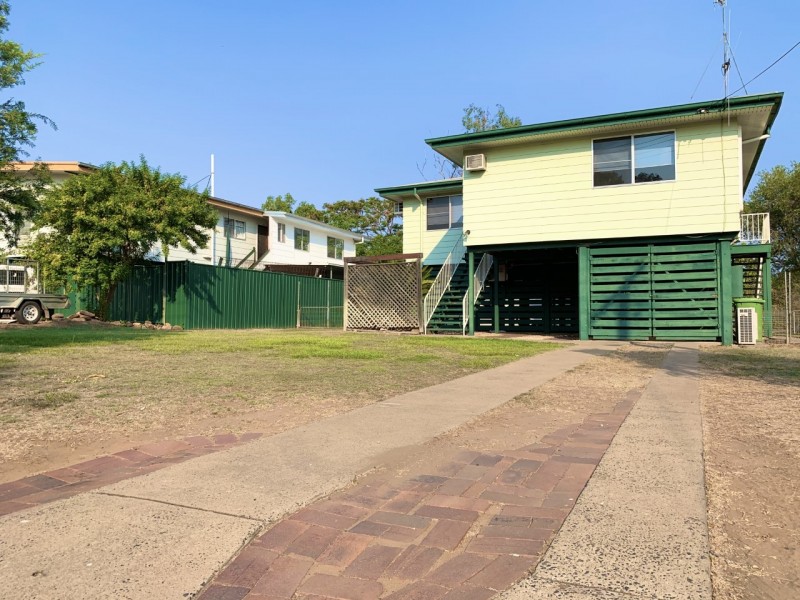 19 Brock Crescent, Dysart QLD 4745