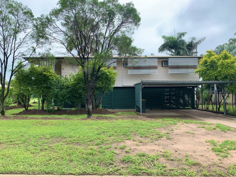 1 Hughes Street, Dysart QLD 4745