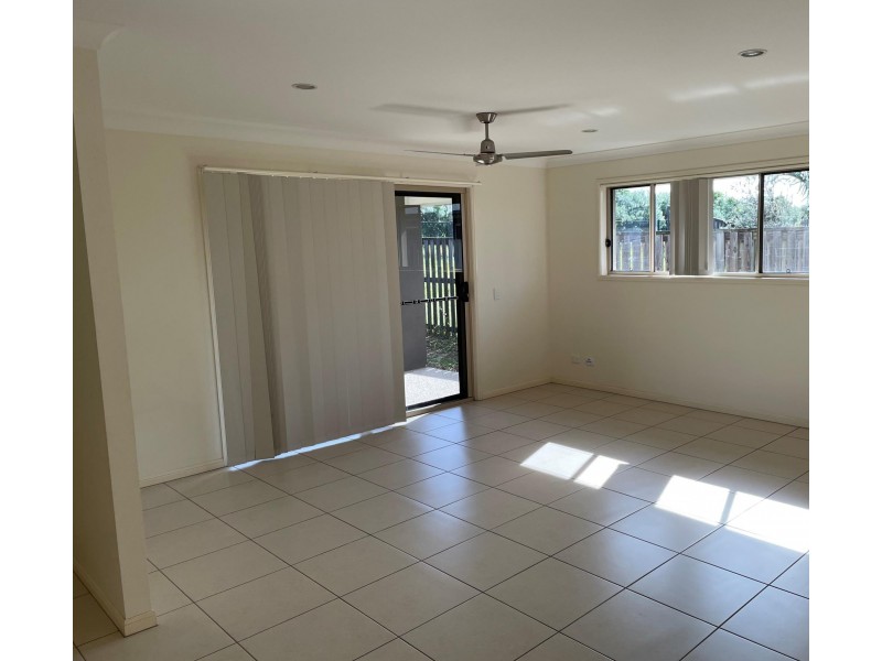 72 Schooner Avenue, Bucasia QLD 4750