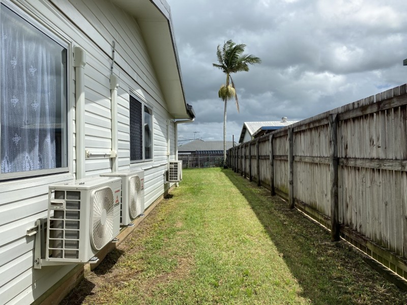 27 Cemetery Road, Sarina QLD 4737