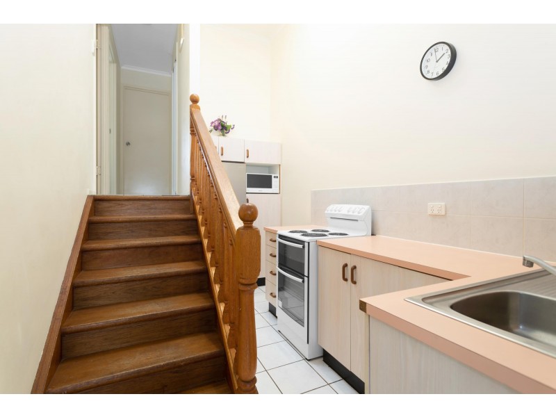 18/26 Bourke Street, Blacks Beach QLD 4740