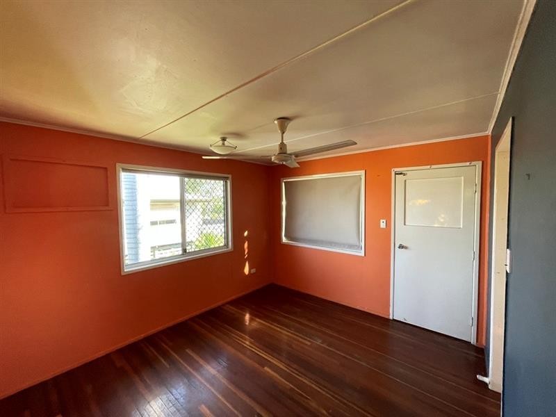 14 Brock Crescent, Dysart QLD 4745