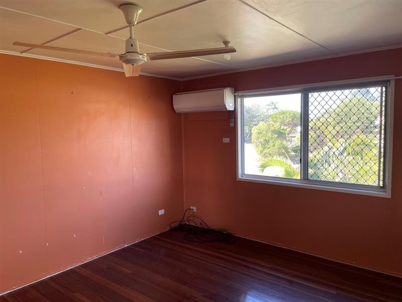 14 Brock Crescent, Dysart QLD 4745