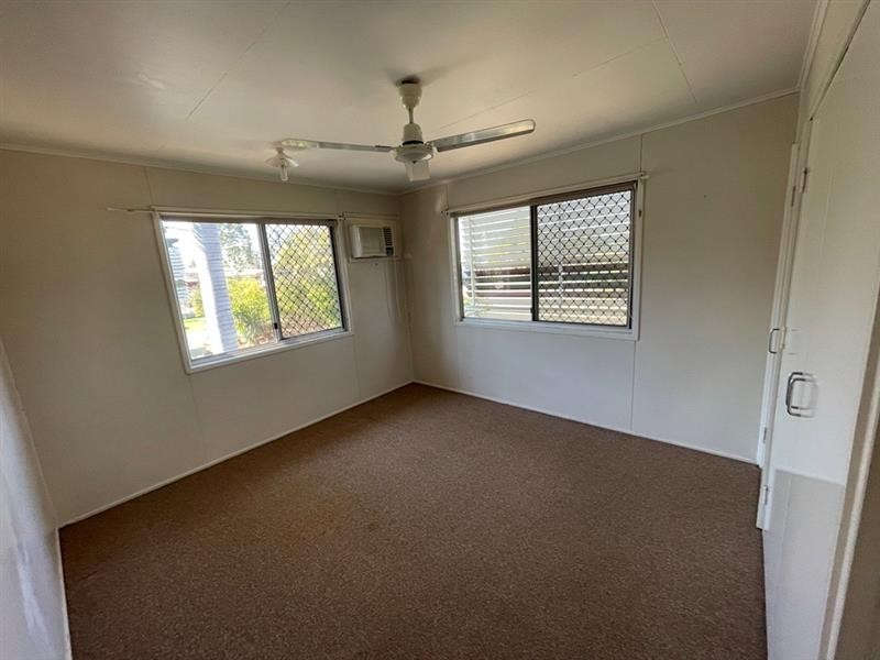 14 Brock Crescent, Dysart QLD 4745